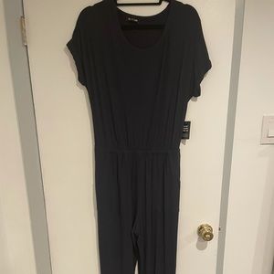 NWT Navy Blue Express Romper Size: Medium